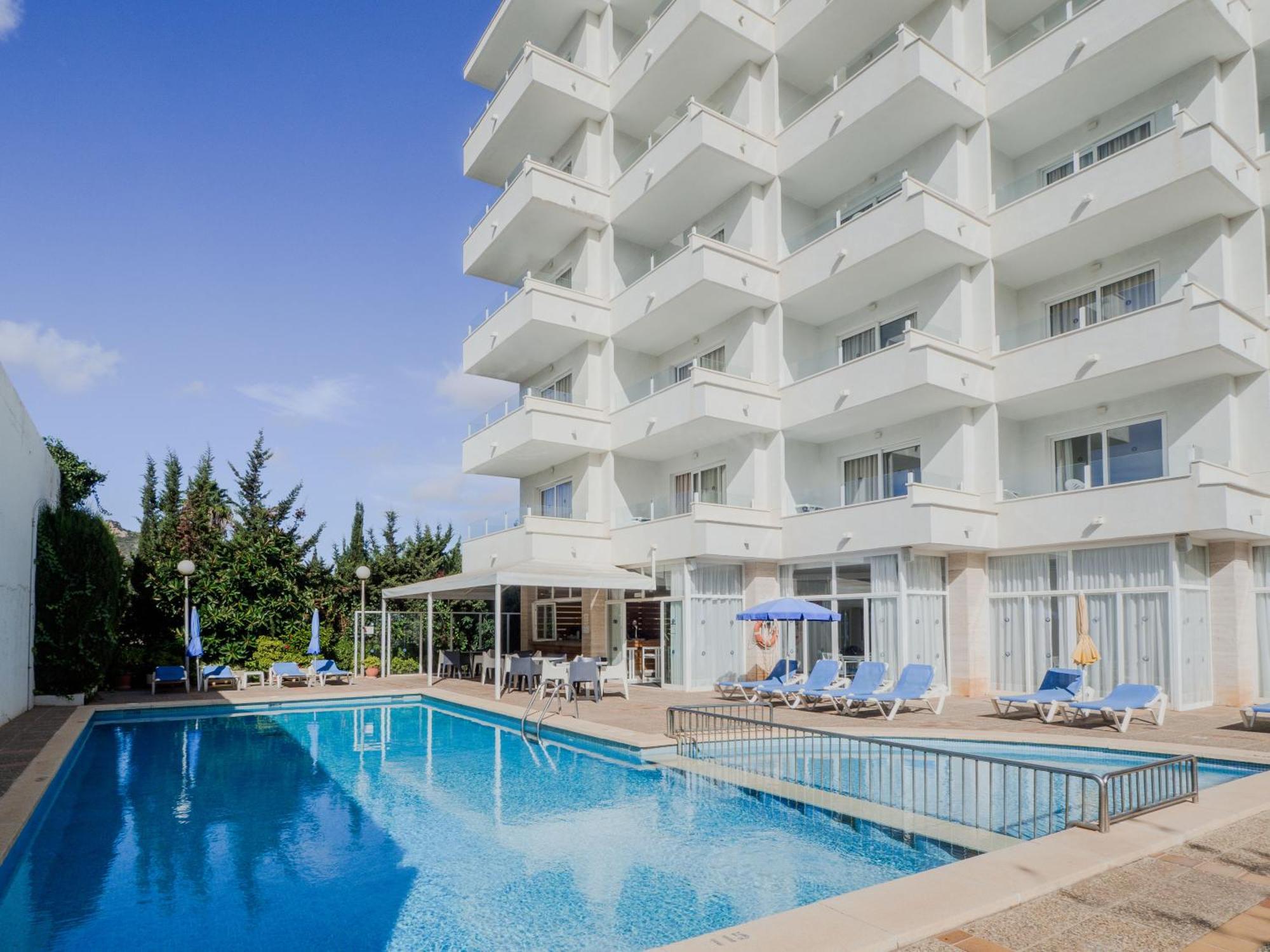 Apartahotel La Santa Maria